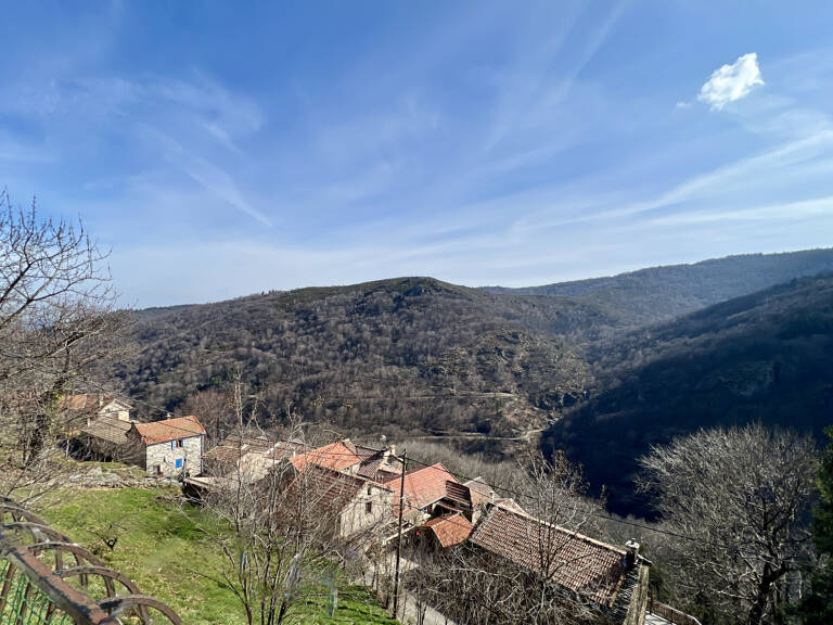 Maison individuelle avec 3hectares de terrain — photo 1