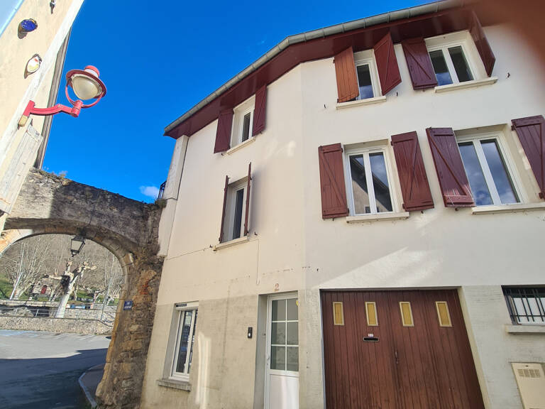 IMMEUBBLE 3 LOGEMENTS GARAGE. — photo 1