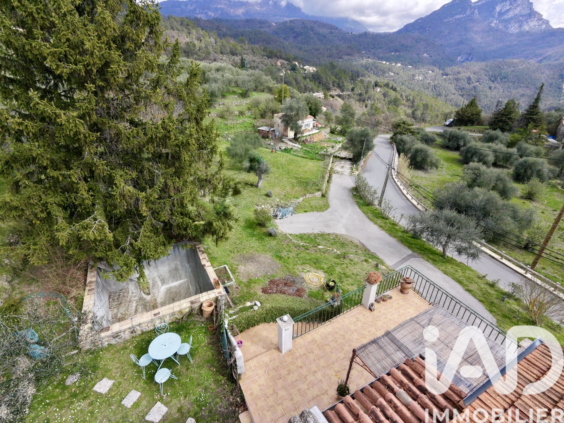 Pierrefeu - 97m² - 5p. - 4ch.