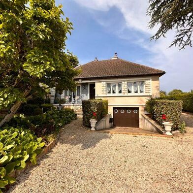 Maison 7 pièces 150500 €