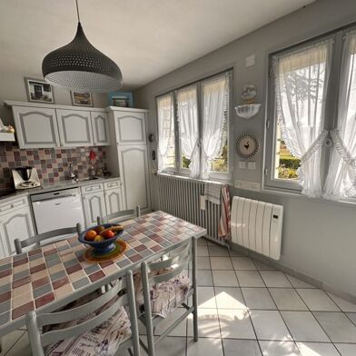 Maison 7 pièces 150500 €