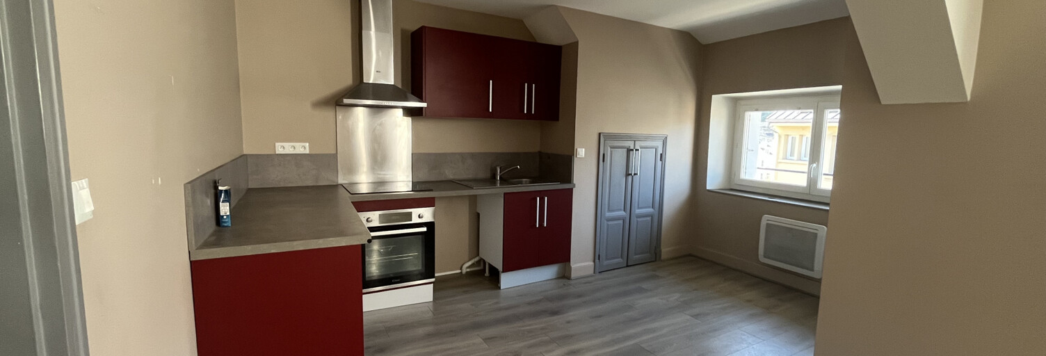Appartement 3 Pièces 71 m² à vendre à Saint Geniez d'Olt et d'Aubrac (12130)