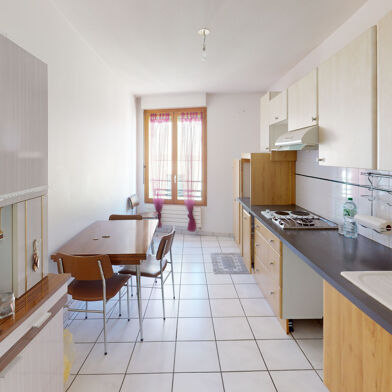 Appartement 3 pièces 185500 €