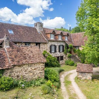 Maison 18 pièces 402000 €