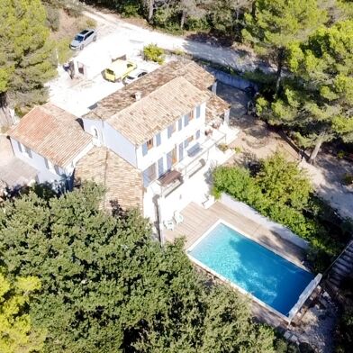 Maison 10 pièces 1145000 €