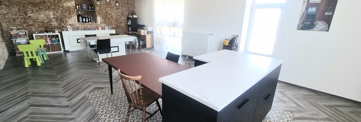 Maison 11 Pièces 280 m² à vendre à Bazoges-en-Pareds (85390)
