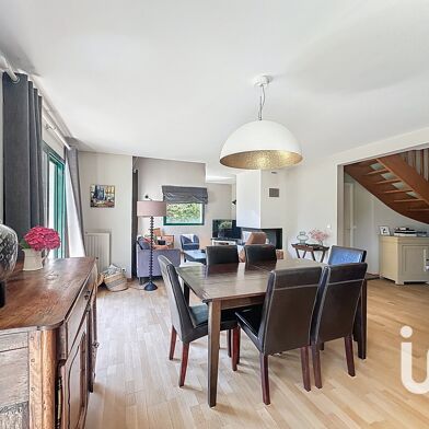 Maison 5 pièces 686500 €