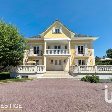Maison 10 pièces 675000 €