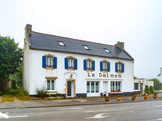 Maison en pierre de 11 pièces principales — photo du bien