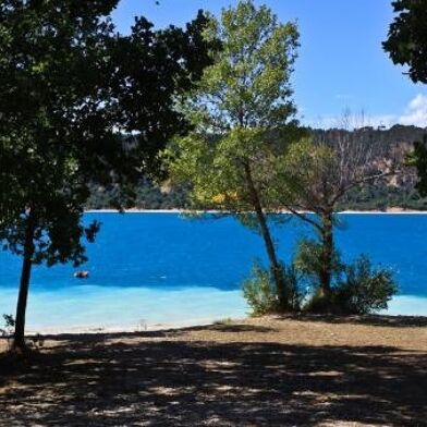 Appartement 4 pièces 210000 €