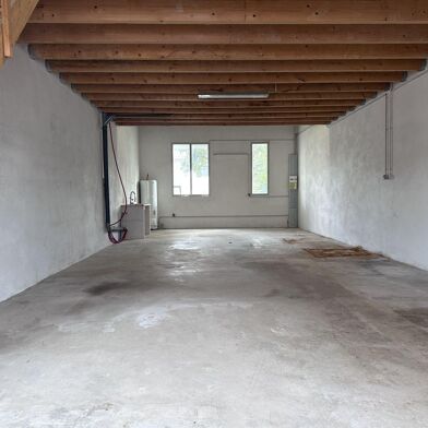 Commerce  239590 €