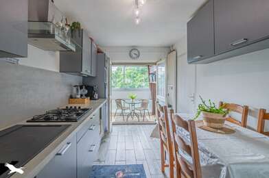 Appartement 5 pièces 210400 €