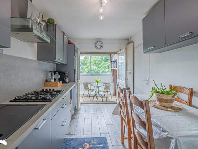 Appartement de 5 pièces principales — photo du bien