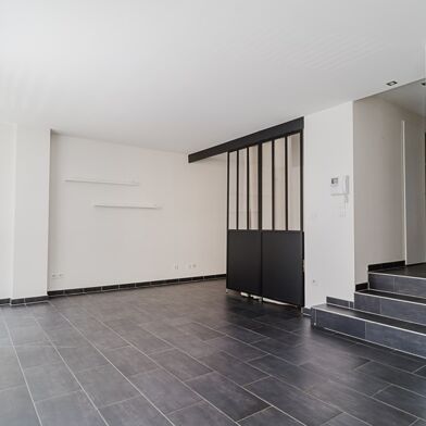 Appartement 2 pièces 234300 €