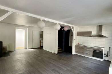 Appartement 5 pièces 780 €