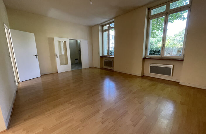 À vendre   Appartement T4   89 m2   Quartier Cathédrale — photo 3