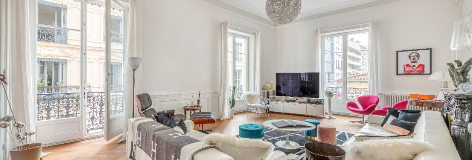 Appartement 6 Pièces 224 m² à louer à Lyon 2 (69002)
