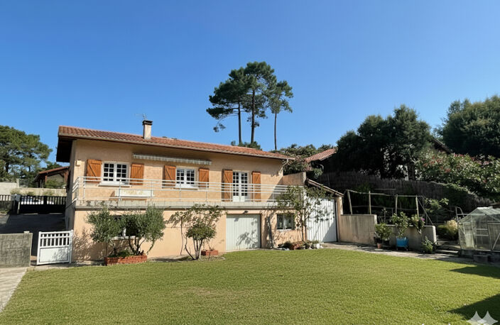 Aux portes d'Hossegor, villa de plus de 200 m² — photo 2