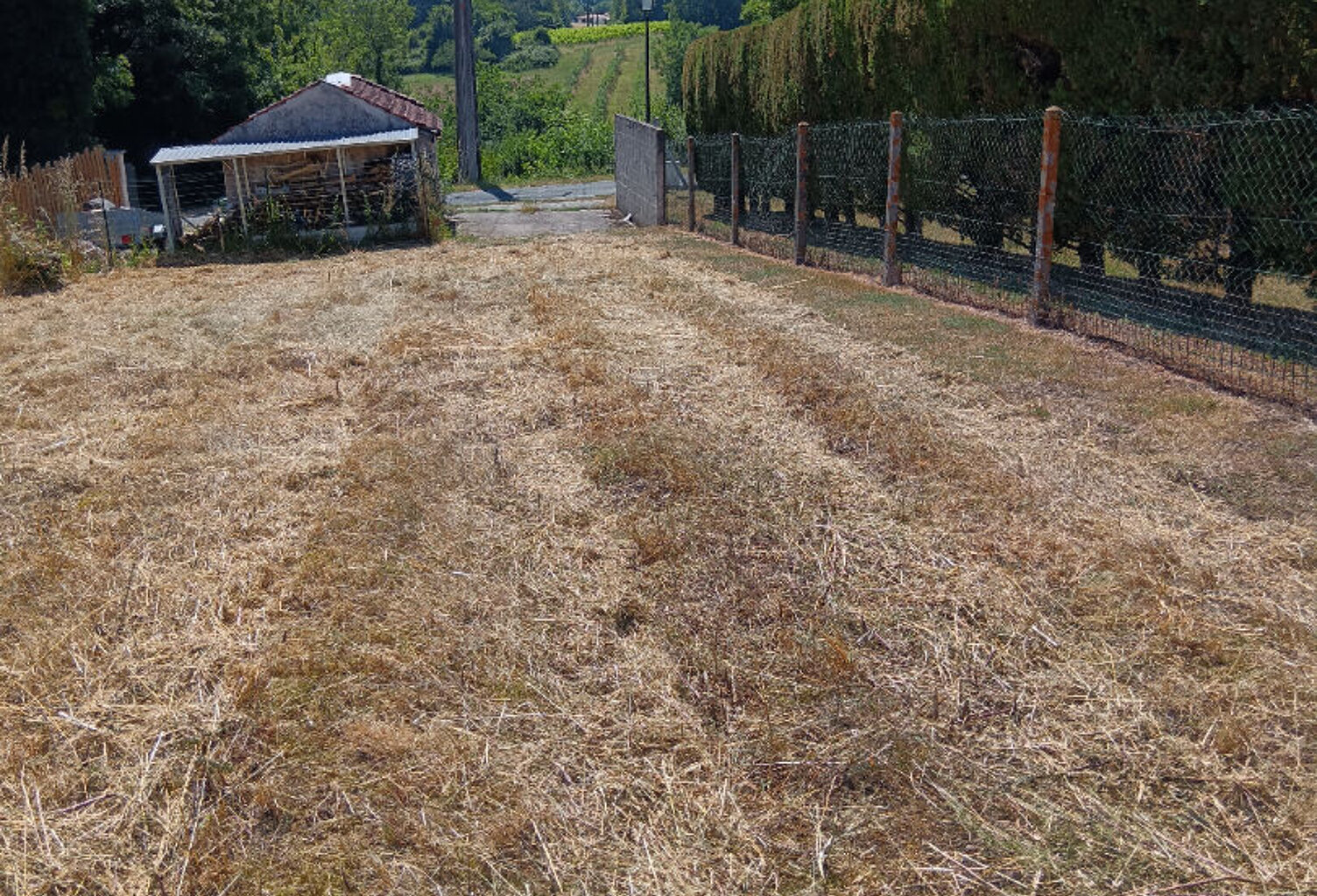 Terrain La Chapelle Des Pots — photo 1