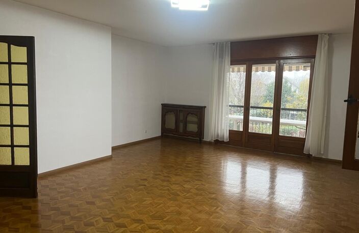 Maison 10 pièces sur 961m² — photo 2