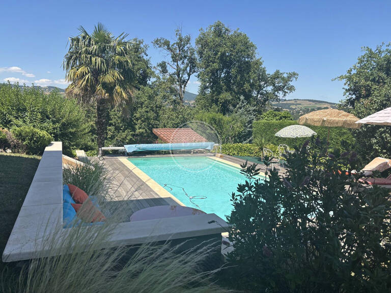 Maison de charme avec jardin et piscine — photo 1