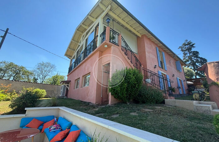Maison de charme avec jardin et piscine — photo 3