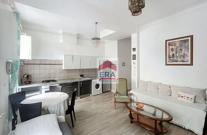 A VENDRE MARSEILLE 13003 ST LAZARE ST CHARLES APPARTEMENT T2 COURS TERRASSE CAVE — photo 4