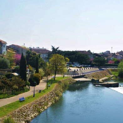 Local industriel  150000 €