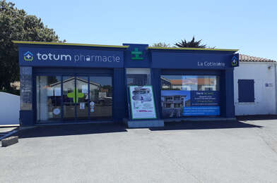 Commerce  382600 €