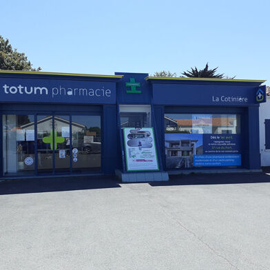 Commerce  382600 €