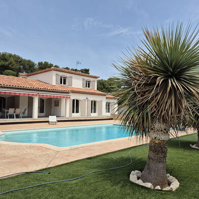 Maison 5 pièces 840000 €