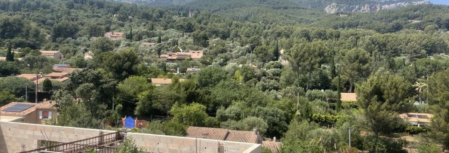 Terrain  1640 m² à vendre à Le Revest-les-Eaux (83200)