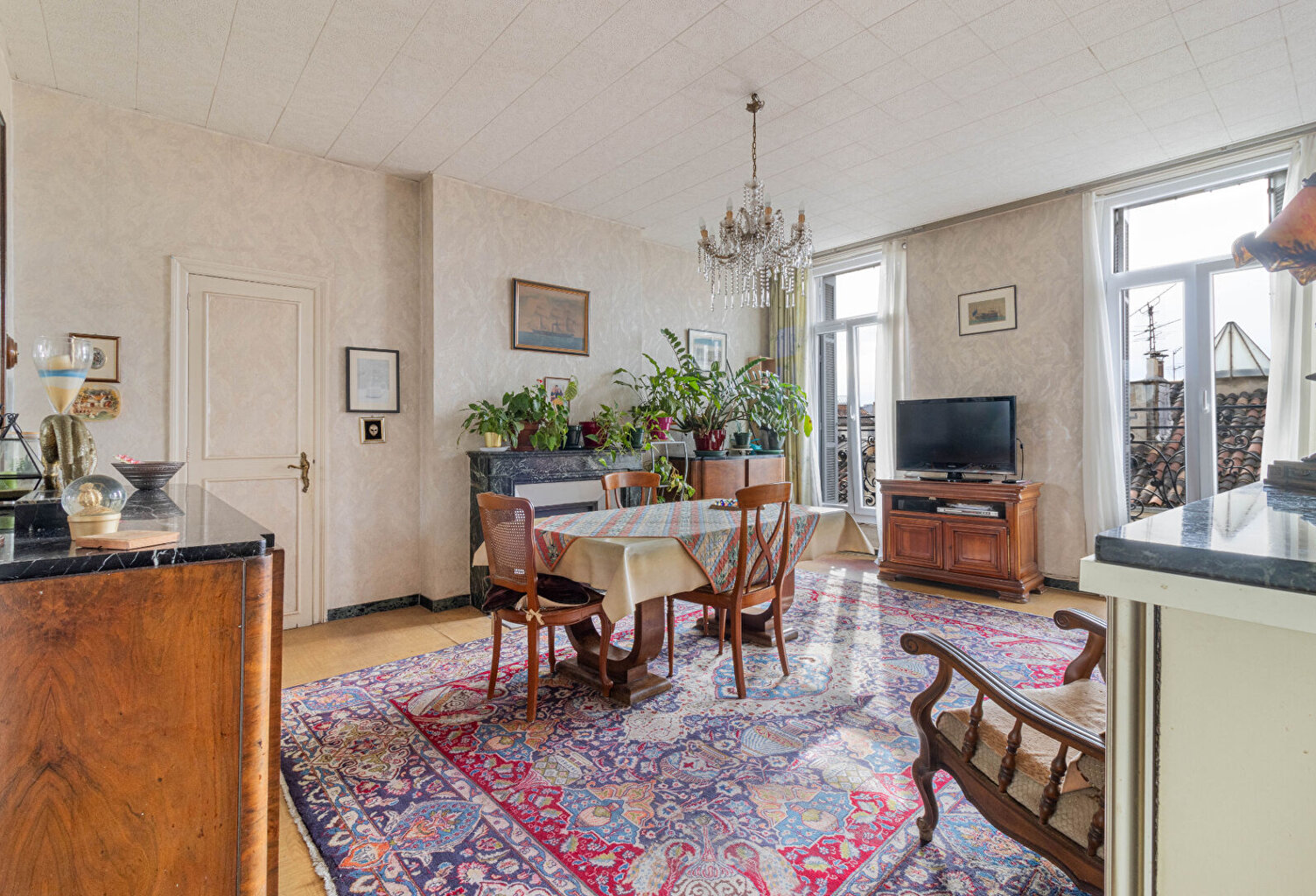 A VENDRE  APPARTEMENT DE 141 m2  + CHAMBRE DE BONNE - MARSEILLE - CENTRE 13001 — photo 1