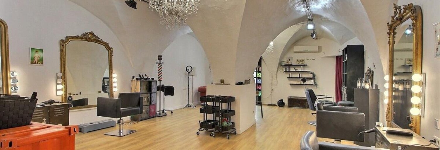 Commerce  106 m² à vendre à Marseille 11 (13011)