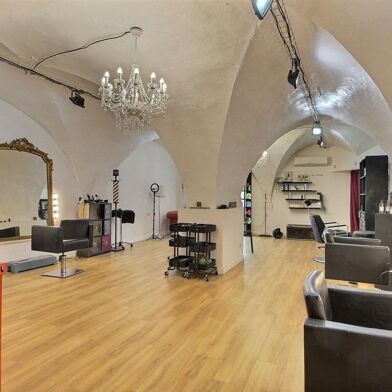 Commerce  269000 €