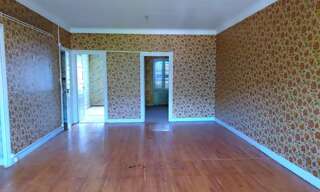 Immeuble  240 m² à vendre à Thiers (63300)