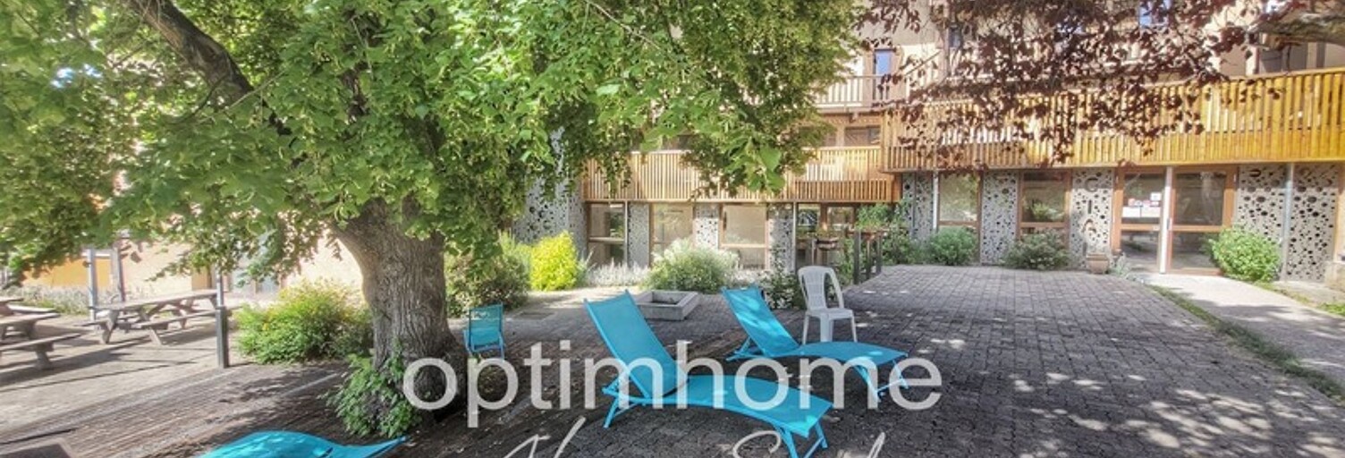 Commerce 37 Pièces 3000 m² à vendre à Guillestre (05600)