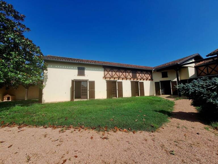 Prix en baisse ! A vendre Haute-Garonne (31) : Maison de village indépendante avec 5 chambres, garage et terrain de 2 700m2 — photo 1