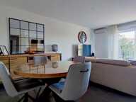 ROQUEBRUNE SUR ARGENS APPARTEMENT T3 GARAGE — photo 2