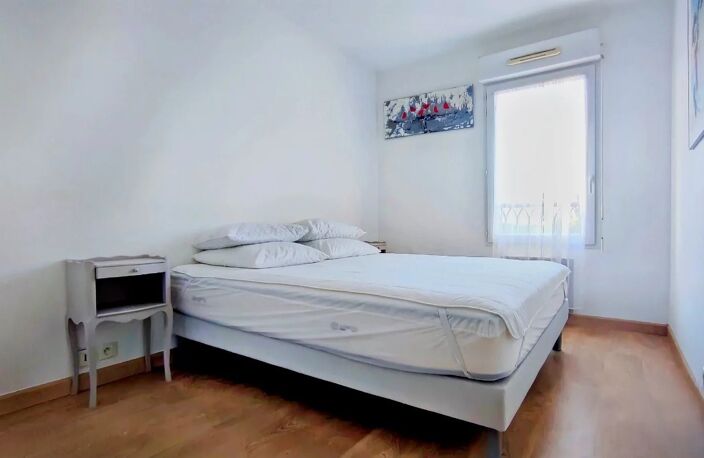 ROQUEBRUNE SUR ARGENS APPARTEMENT T3 GARAGE — photo 3