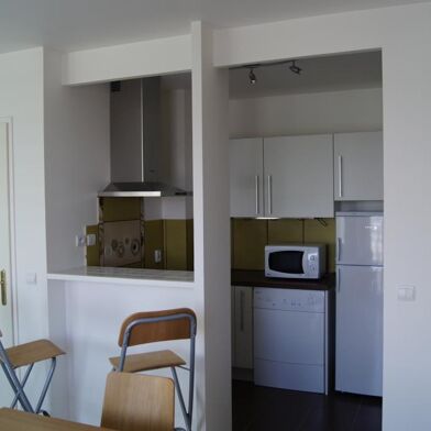 Appartement 1 pièces 700 €