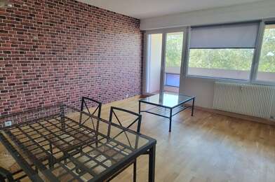 Appartement 4 pièces 820 €