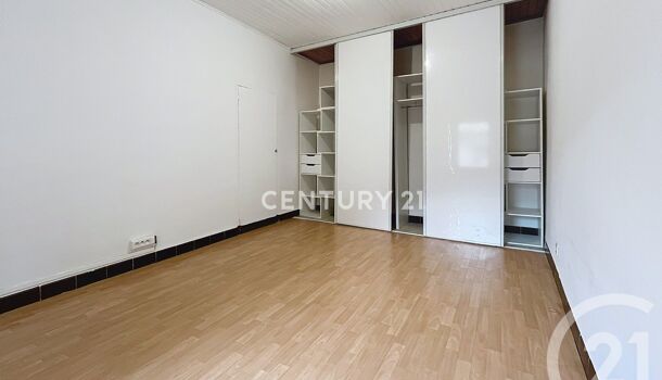 Villa / Maison 3 pièces  à louer Cuges-les-Pins 13780