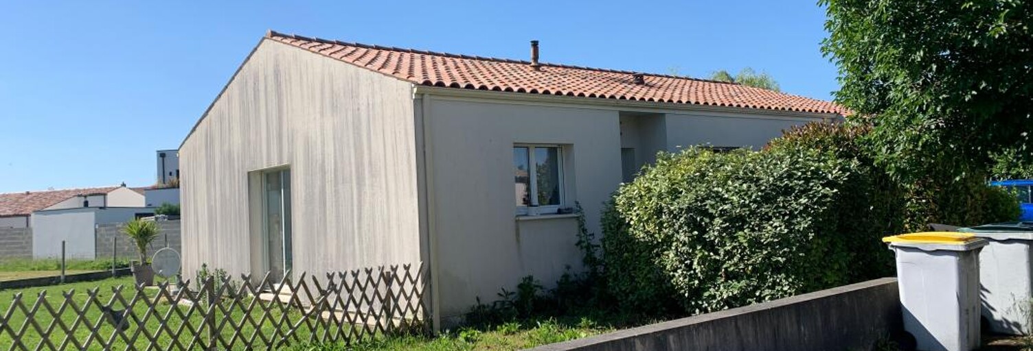 Maison 4 Pièces 95 m² à vendre à Saint-Cyr-du-Doret (17170)