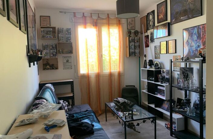 Maison de plain pied, 3 chambres, garage et Jardin — photo 3