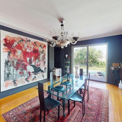 Maison 6 pièces 810000 €