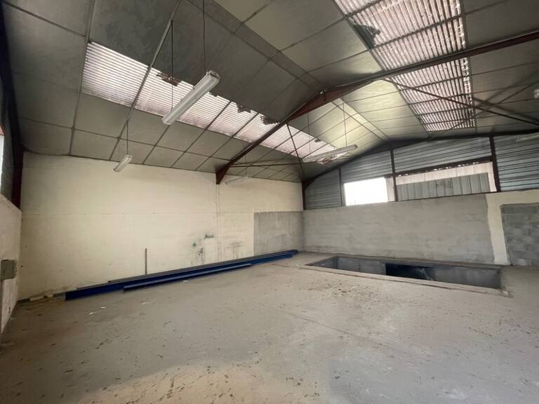 A vendre ROANNE, PLATEAU d'environ 150 m2 au sol IDEAL pour création d'un LOFT — photo 1
