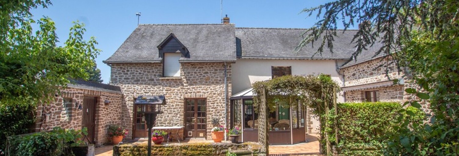 Maison 8 Pièces 250 m² à vendre à La Bazoge-Montpinçon (53440)