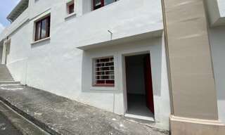 Bureau  60 m² à louer à Fort-de-France (97200)