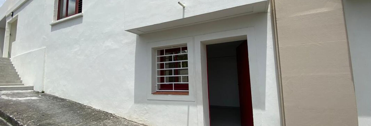 Bureau  60 m² à louer à Fort-de-France (97200)